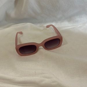 Iggy pink clear rim sunglasses